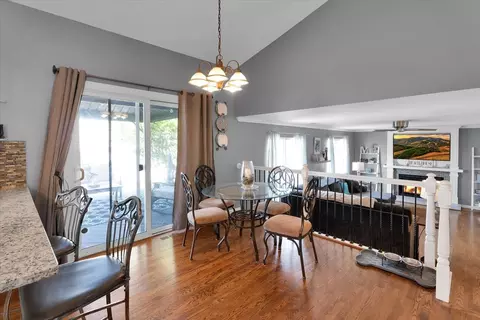 Dining - 1410 Martin Ct, Plainfield, IL 60586 photo 3 of 3