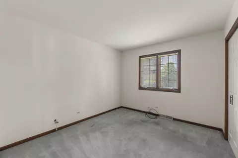 Bedroom - 2717 Rolling Meadows Dr, Naperville, IL 60564 photo 4 of 4
