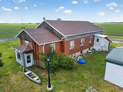 18015 N 2100 East Rd, Pontiac, IL 61764