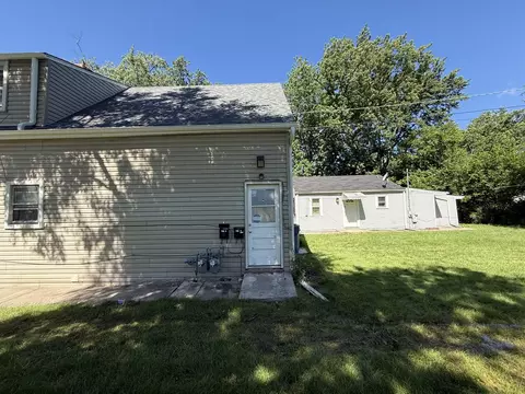 Exterior - 19 W 36th Pl, Steger, IL 60475 photo 3 of 9