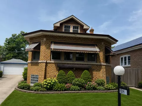 1914 S 19th Ave, Maywood, IL 60153