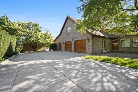 Other - 2 Breckenridge Dr, Bloomington, IL 61701 photo 16 of 16