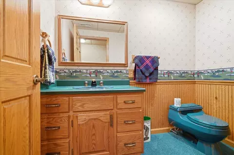 Bath - 2 Breckenridge Dr, Bloomington, IL 61701 photo 7 of 7