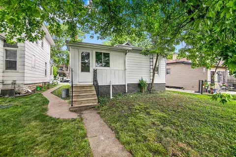 Exterior - 974 S Washington Ave, Kankakee, IL 60901 photo 3 of 4