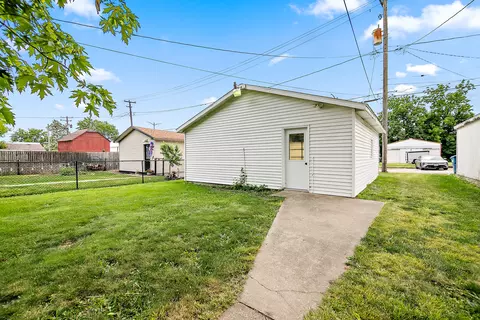 Exterior - 974 S Washington Ave, Kankakee, IL 60901 photo 2 of 4