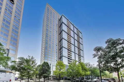 1901 S Calumet Ave #2208, Chicago, IL 60616