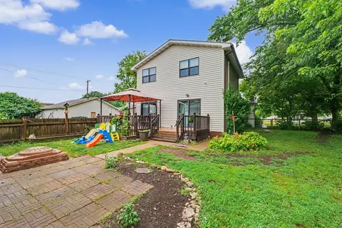 Exterior - 412 E Pine St, Paxton, IL 60957 photo 3 of 4