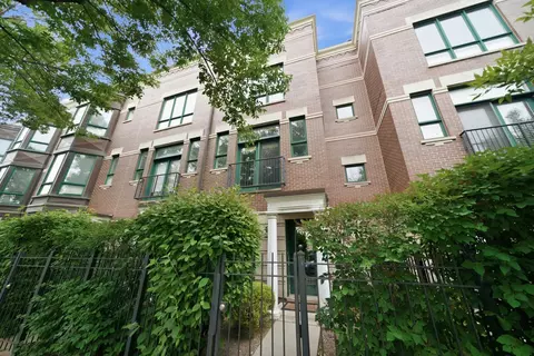 1225 N Sedgwick St #1225, Chicago, IL 60610