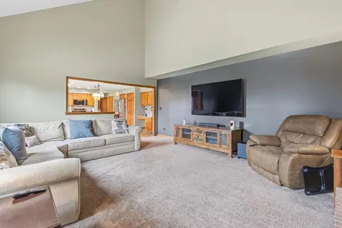 Living - 5104 Prestwick Cir, Plainfield, IL 60586 photo 1 of 5