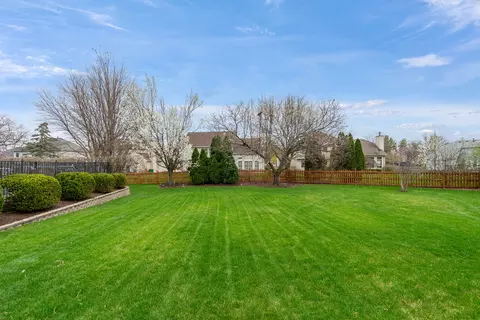 Exterior - 5104 Prestwick Cir, Plainfield, IL 60586 photo 4 of 25