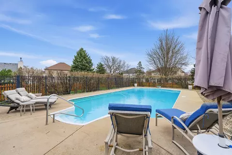 Exterior - 5104 Prestwick Cir, Plainfield, IL 60586 photo 20 of 25