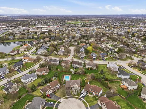 View/Area - 5104 Prestwick Cir, Plainfield, IL 60586 photo 12 of 13