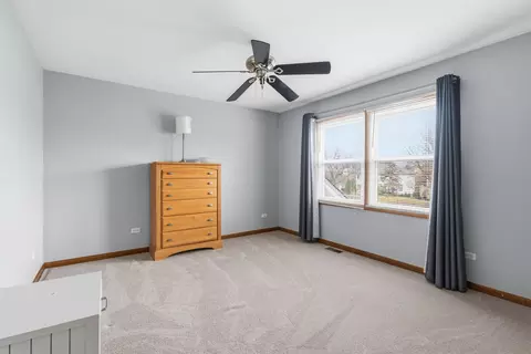 Bedroom - 5104 Prestwick Cir, Plainfield, IL 60586 photo 4 of 6