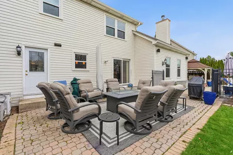Exterior - 5104 Prestwick Cir, Plainfield, IL 60586 photo 17 of 25