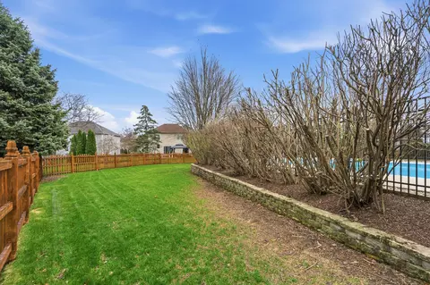 Exterior - 5104 Prestwick Cir, Plainfield, IL 60586 photo 13 of 25