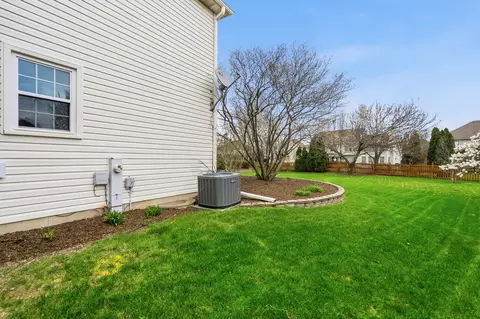 Exterior - 5104 Prestwick Cir, Plainfield, IL 60586 photo 5 of 25