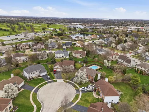 View/Area - 5104 Prestwick Cir, Plainfield, IL 60586 photo 7 of 13