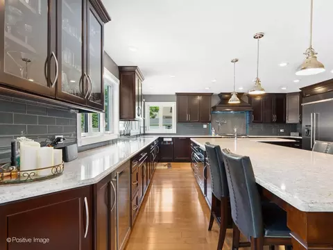 1906 Stoddard Ave, Wheaton, IL 60187 photo 11