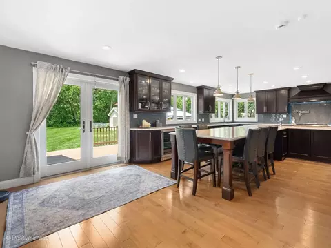 1906 Stoddard Ave, Wheaton, IL 60187 photo 9