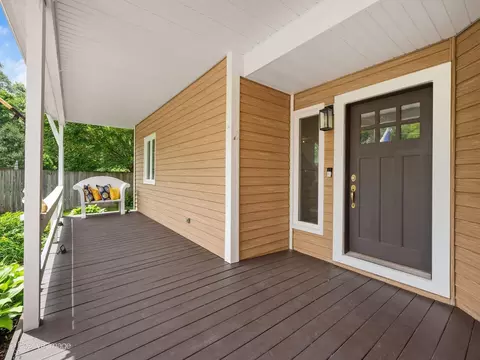 1906 Stoddard Ave, Wheaton, IL 60187 photo 4