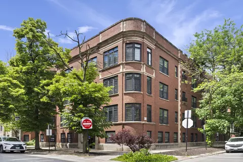510 W Surf St #3, Chicago, IL 60657