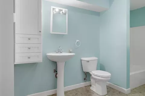 Bath - 15207 Henry Rd, Morrison, IL 61270 photo 2 of 3