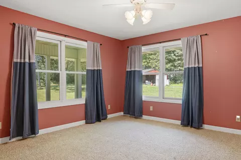 Bedroom - 15207 Henry Rd, Morrison, IL 61270 photo 3 of 4