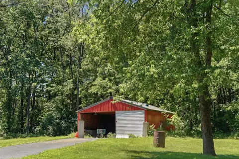 Exterior - 15207 Henry Rd, Morrison, IL 61270 photo 9 of 15
