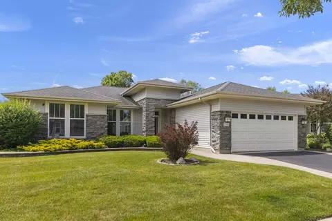 12981 Bull Ridge Dr, Huntley, IL 60142