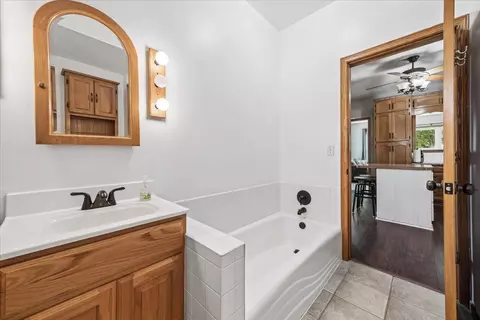 Bath - 26010 S Linden Ave, Monee, IL 60449 photo 1 of 3