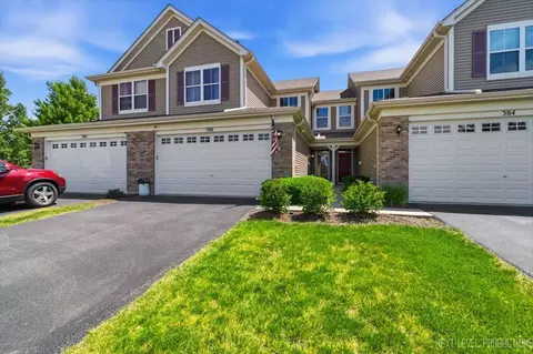 386 Risen Star Ln, Oswego, IL 60543