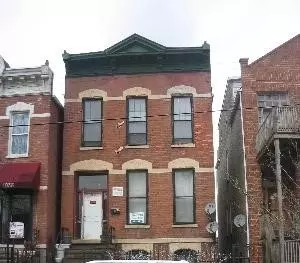 1036 W 18th St, Chicago, IL 60608