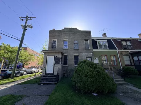 10601 S Champlain Ave, Chicago, IL 60628
