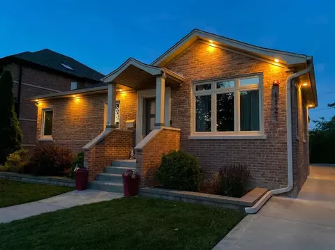 1721 S Cumberland Ave, Park Ridge, IL 60068
