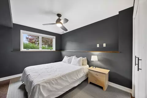 Bedroom - 687 S Spring Rd, Elmhurst, IL 60126 photo 4 of 5