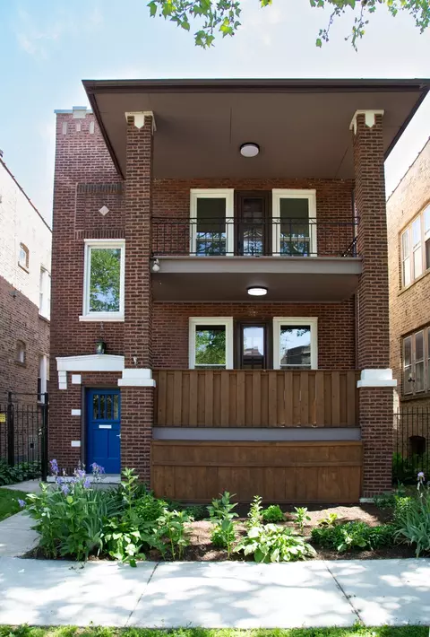 4727 W Schubert Ave, Chicago, IL 60639