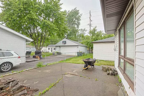 Exterior - 4103 Wren Ln, Rolling Meadows, IL 60008 photo 8 of 10