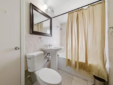 Bath - 2541 S 14th Ave, Broadview, IL 60155 photo 2 of 2