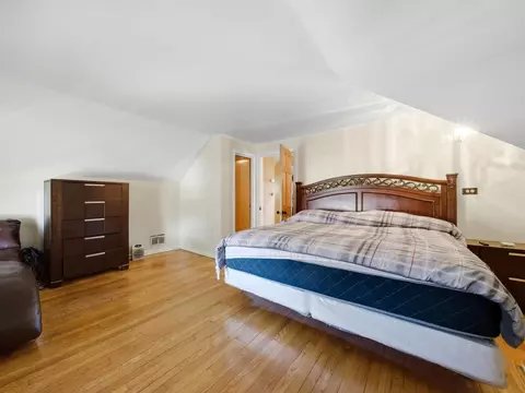 Bedroom - 2541 S 14th Ave, Broadview, IL 60155 photo 2 of 5