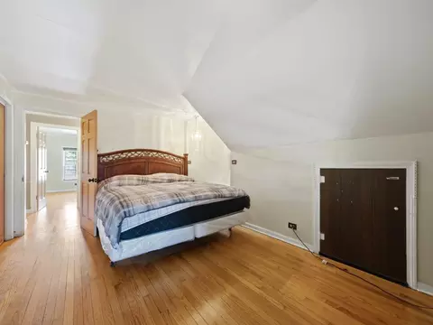 Bedroom - 2541 S 14th Ave, Broadview, IL 60155 photo 3 of 5