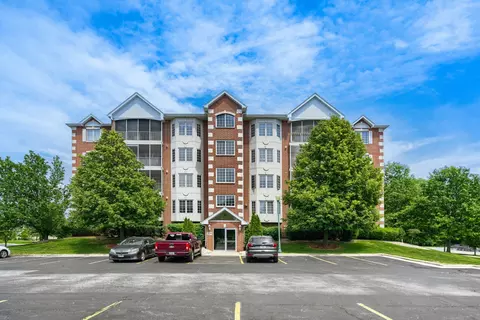 7710 Greenway Blvd #3NW, Tinley Park, IL 60487