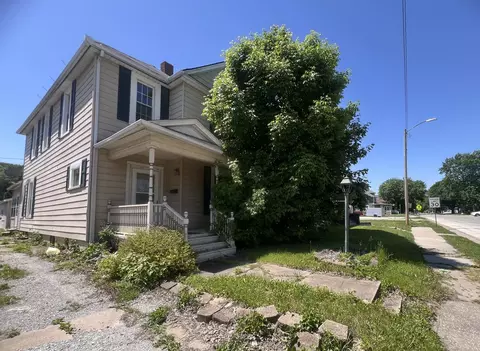 620 16th Ave, East Moline, IL 61244