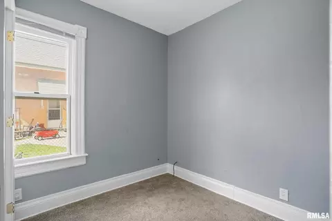 Bedroom - 1416 17th Ave, Moline, IL 61265 photo 1 of 6