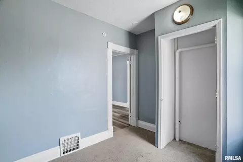 Bedroom - 1416 17th Ave, Moline, IL 61265 photo 2 of 6