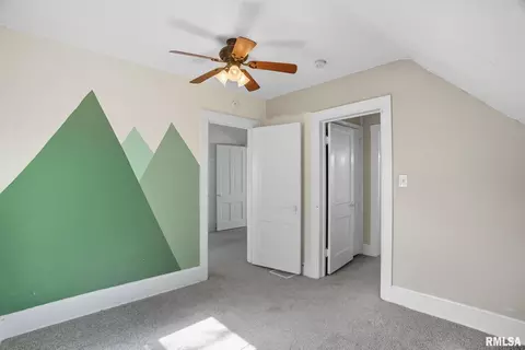 Bedroom - 1416 17th Ave, Moline, IL 61265 photo 6 of 6