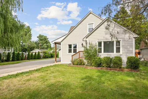 9725 Normandy Ave, Oak Lawn, IL 60453