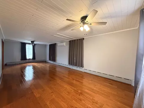 Living - 217 W Chestnut St, Compton, IL 61318 photo 5 of 5