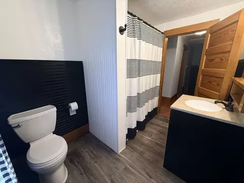Bath - 217 W Chestnut St, Compton, IL 61318 photo 1 of 3