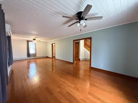 Living - 217 W Chestnut St, Compton, IL 61318 photo 3 of 5