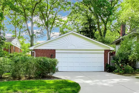 Exterior - 491 Drexel Ave, Glencoe, IL 60022 photo 8 of 8